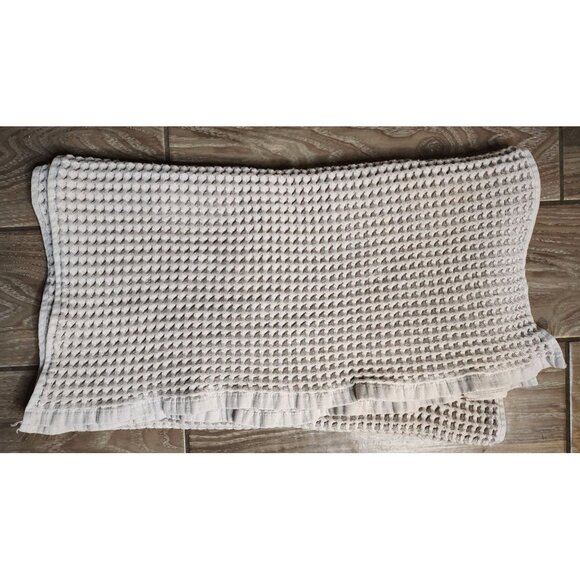 Casaluna Gray Waffle Bath Towel, Cotton, Turkey, Textured 58" x 25" - Picture 1 of 4